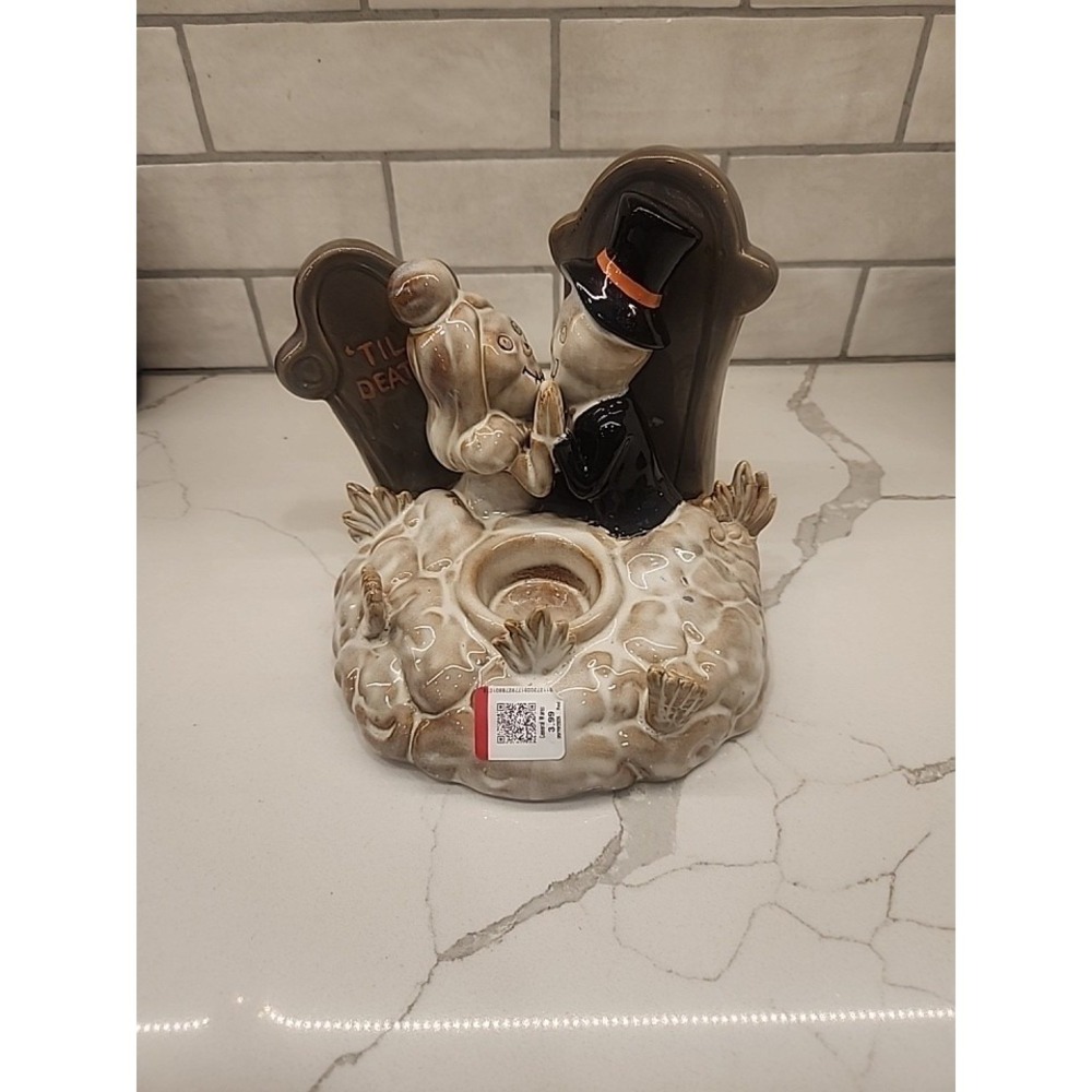 Yankee Candle Boney Bunch  'Til Death‎ Do Us Part'  Halloween Tealight Holder